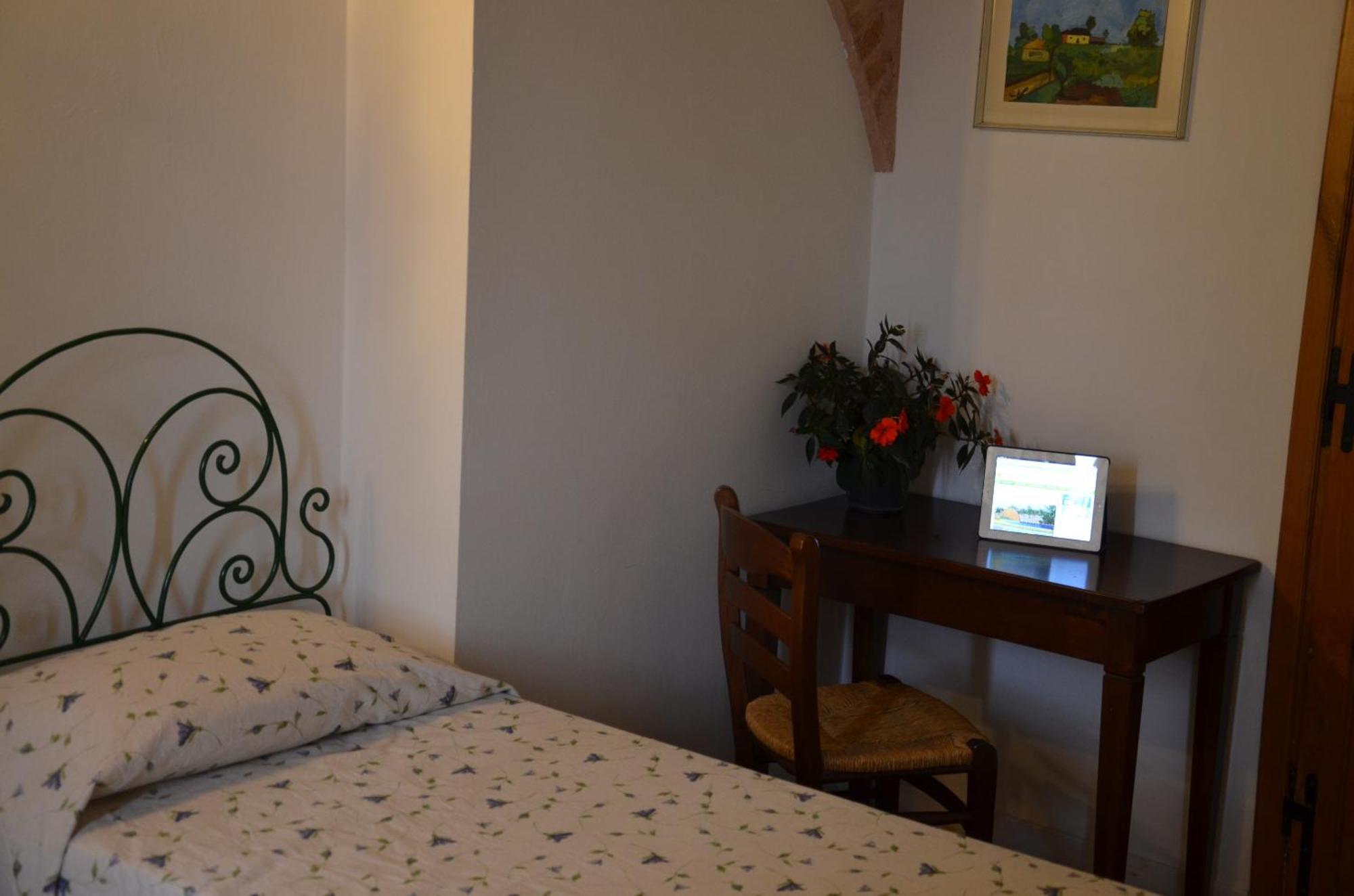 Borgo Piazza Bed & Breakfast กาตันซาโร ห้อง รูปภาพ
