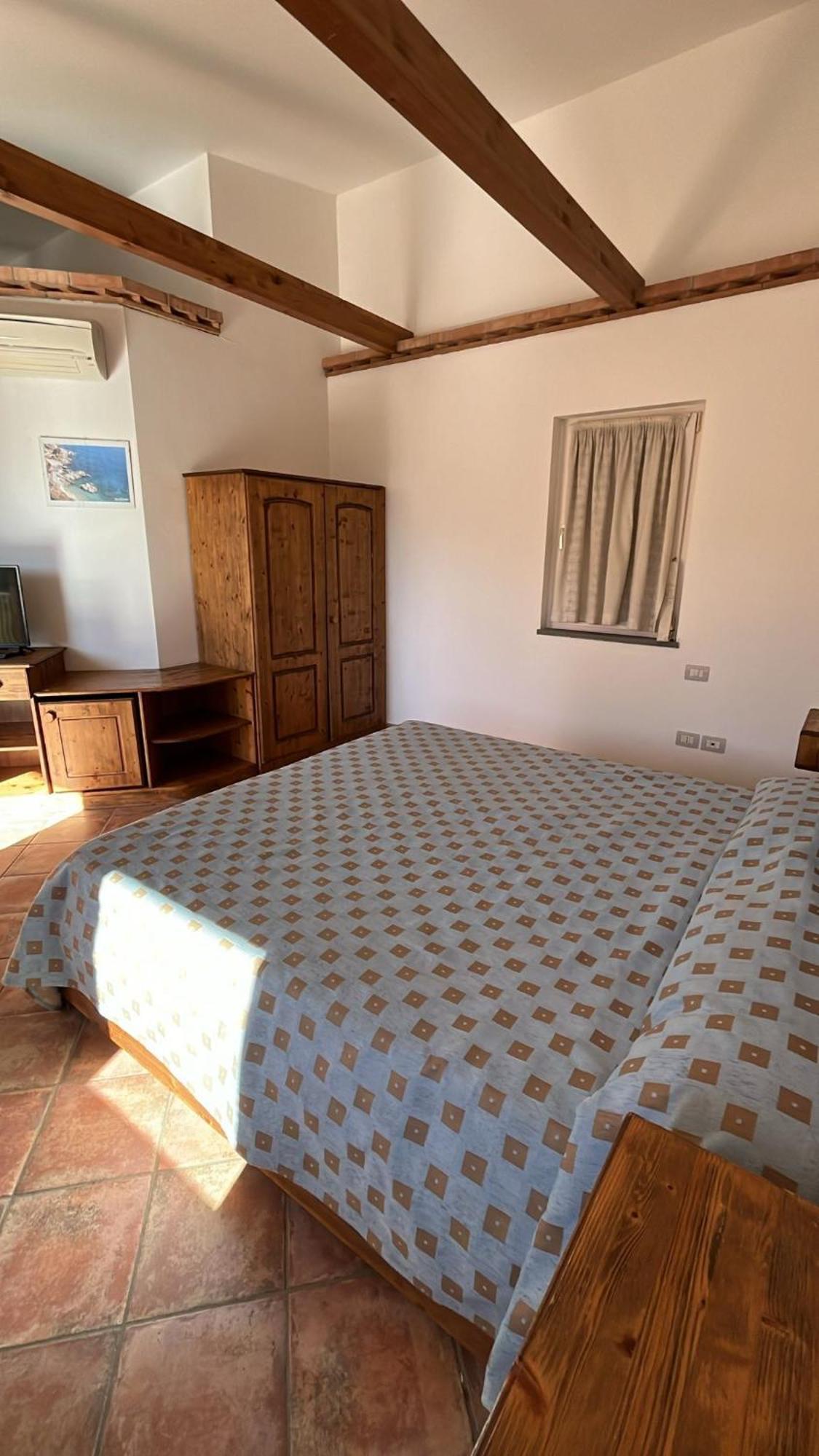 Borgo Piazza Bed & Breakfast กาตันซาโร ภายนอก รูปภาพ