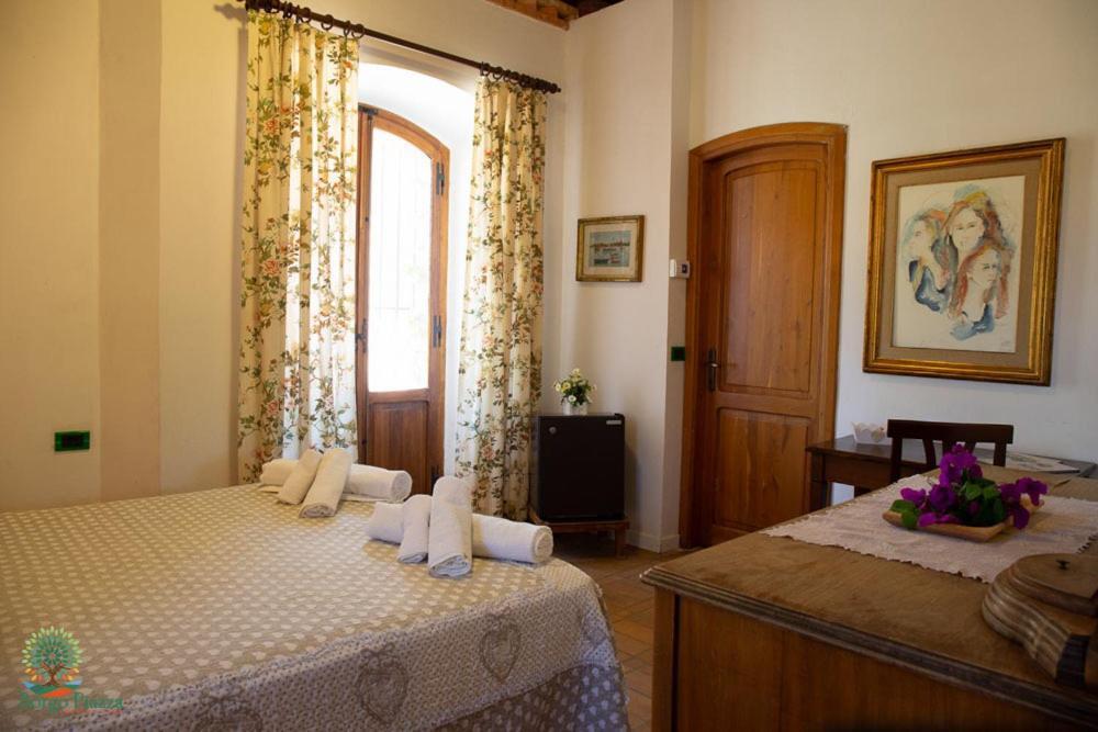 Borgo Piazza Bed & Breakfast กาตันซาโร ภายนอก รูปภาพ