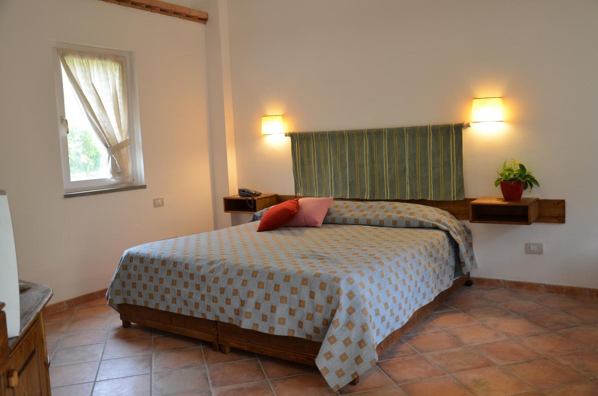 Borgo Piazza Bed & Breakfast กาตันซาโร ห้อง รูปภาพ